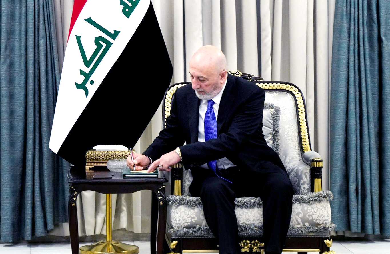 لقاءات الفخامة..رئاسة الجمهورية تدفع نحو حسم التوازن السياسي وتثبيت مسار الدولة